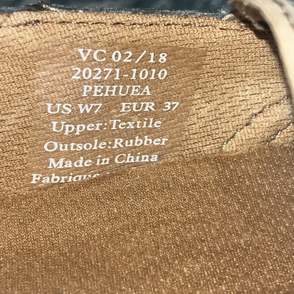 Olukai women’s Pehuea Casual Slip-On Shoes in tan size 7 - Picture 9 of 10